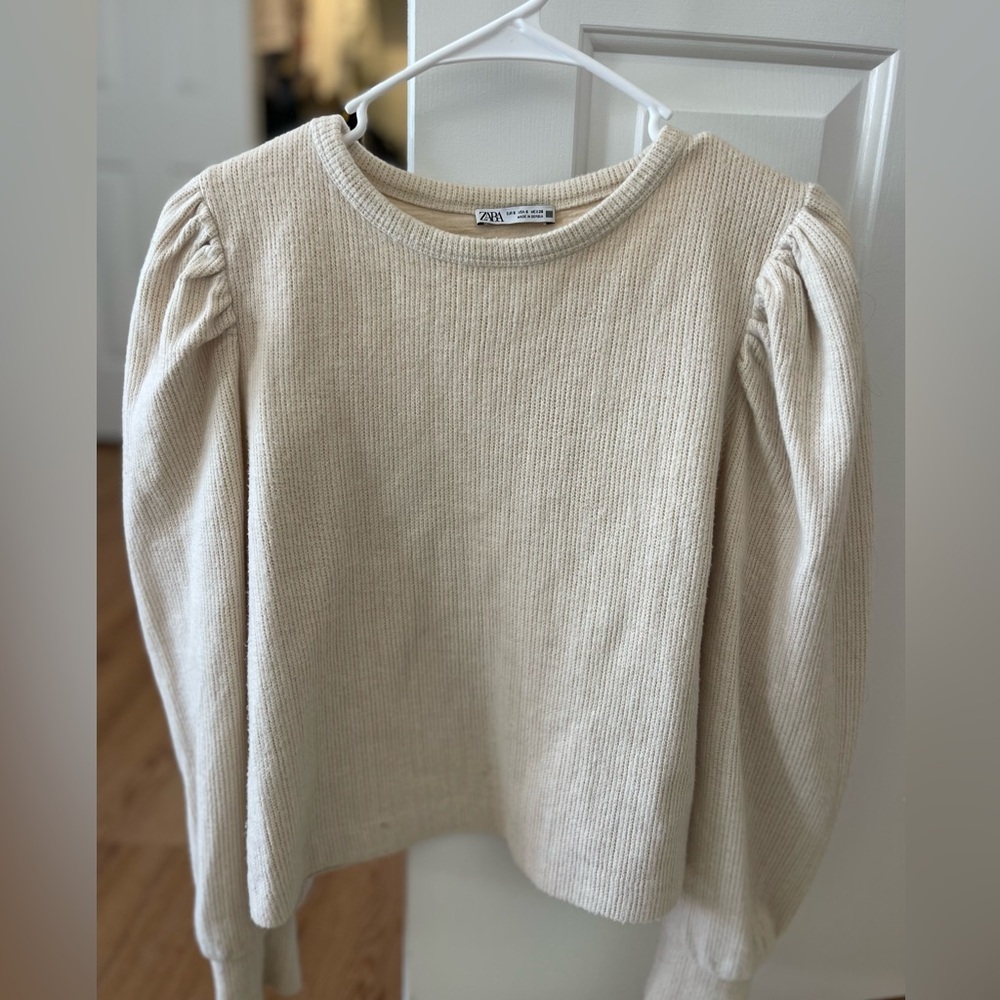 Zara sweater size S